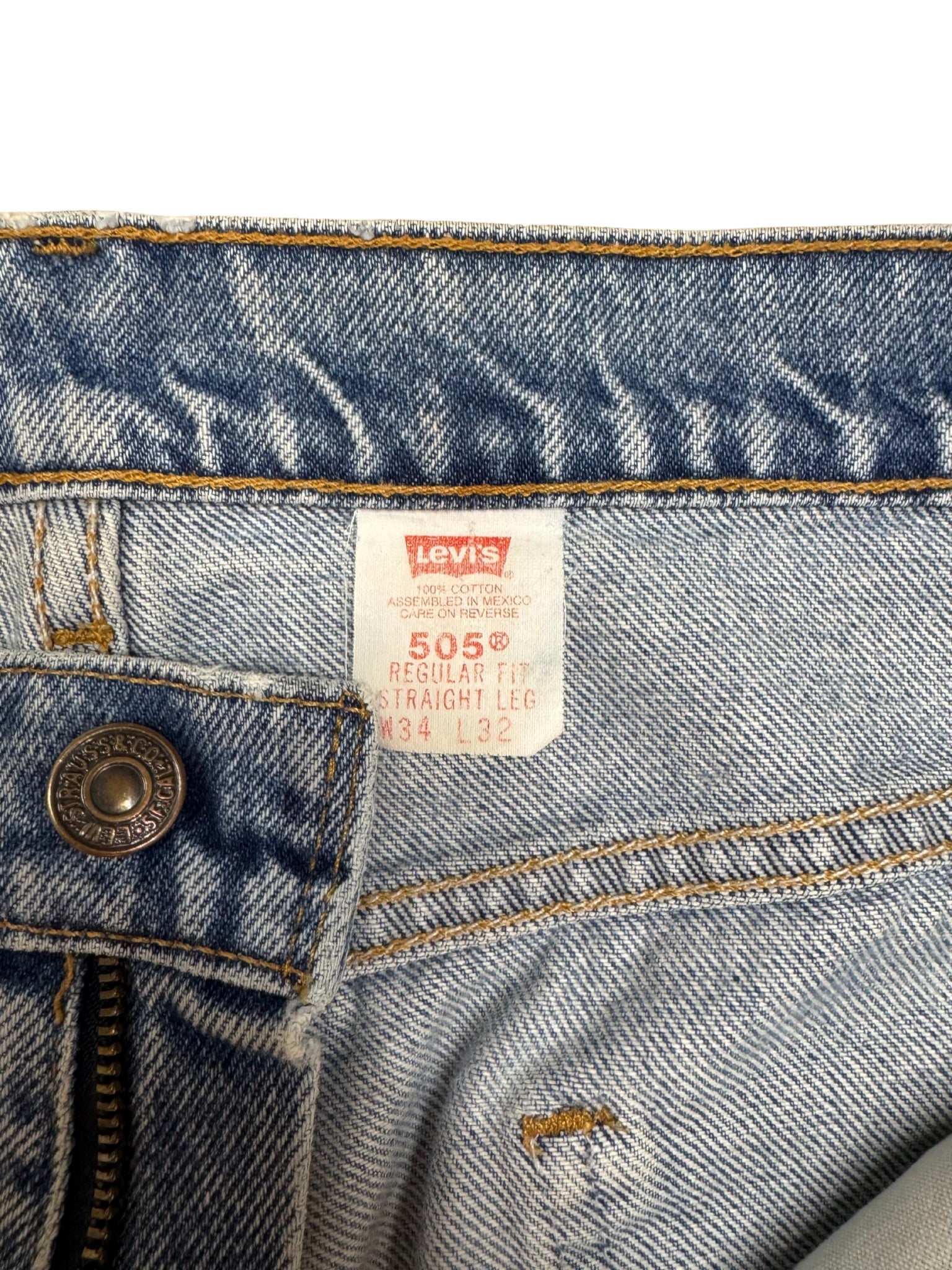 Vintage 1990’s Levi’s 505 Orange Tab (33x30) - Shinka