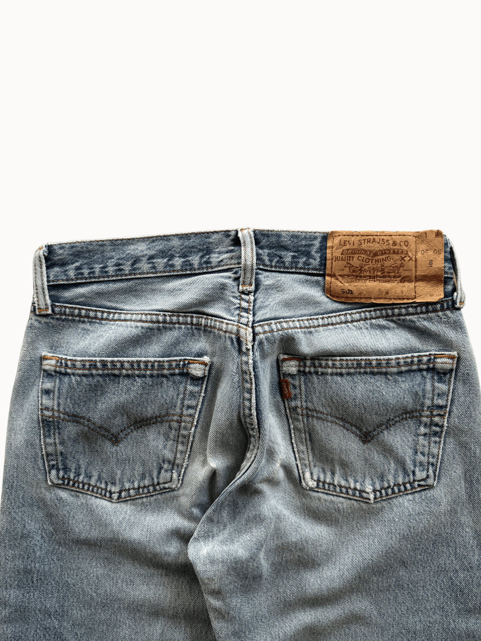 Vtg Levi‘s Jeans (28x28) - Shinka